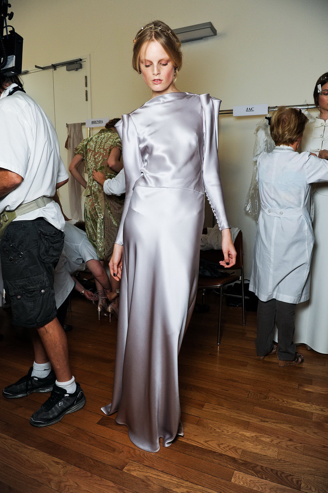 Valentino  2011ﶬ߼ƺ_ DƬ