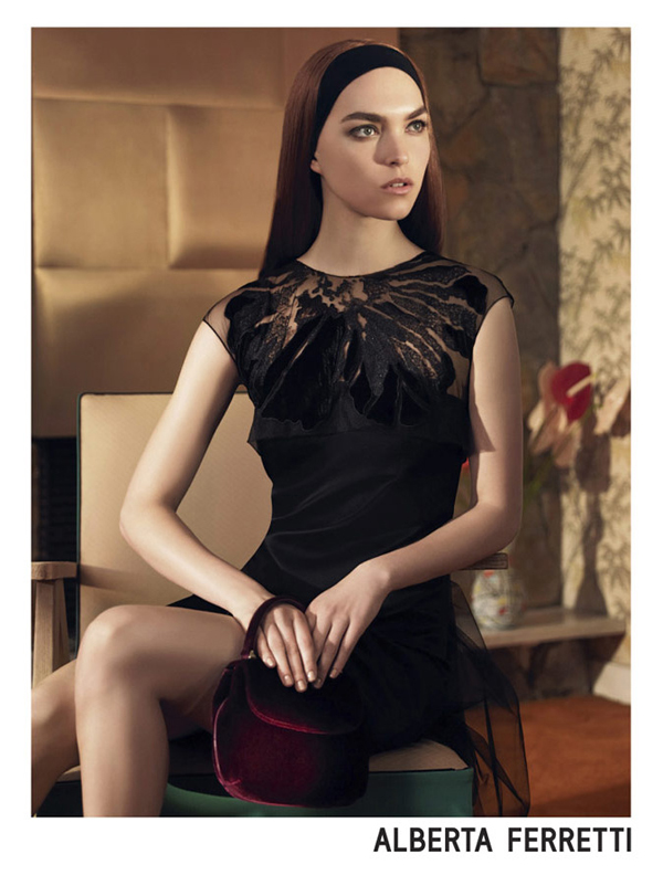 Alberta Ferretti 2011ﶬV DƬ