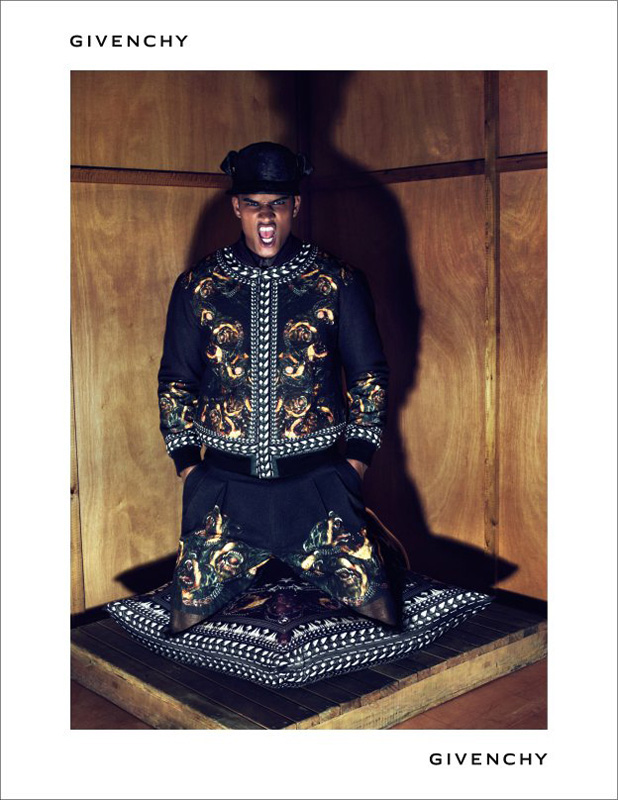 Givenchy 2011秋冬廣告