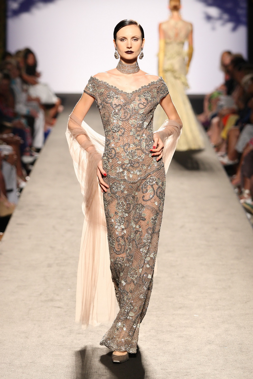 Raffaella Curiel 2011ﶬ(chng)DƬ