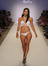 Aquarella Swimwear 2012~Ӿb(chng)DƬ
