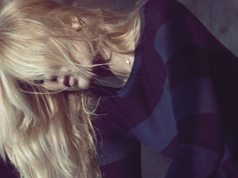 Claudia Schiffer by Camilla 2011ﶬV DƬ