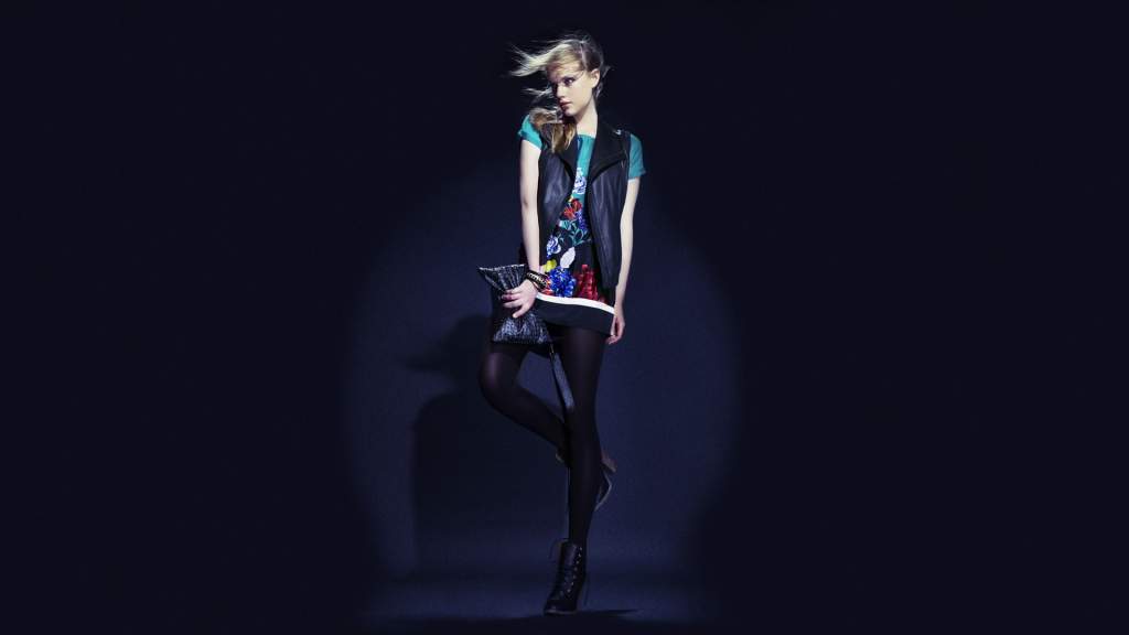 Stradivarius 2011.8 lookbookDƬ