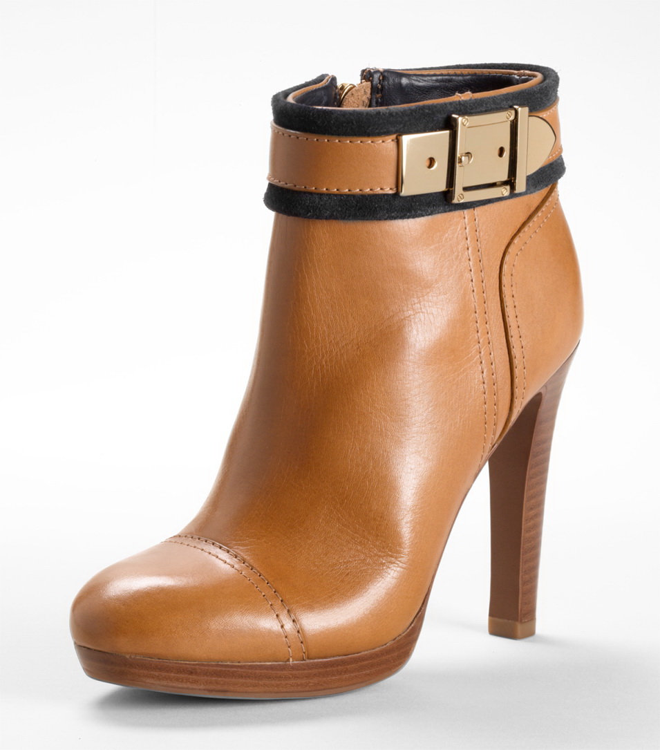 Tory Burch 2011ϵ DƬ