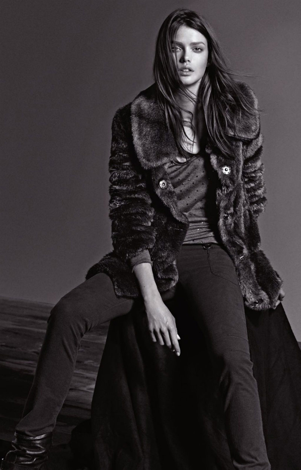 Armani Jeans 2011ﶬŮbLookBook DƬ