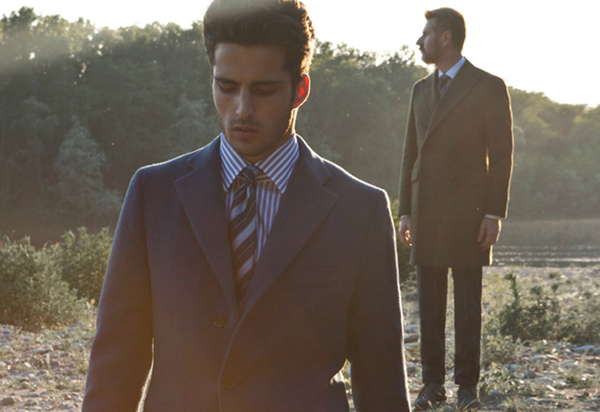 Isaia 2011ﶬbLookbookDƬ