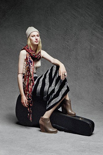 Urban Outfitters 2011ﶬLookbook DƬ