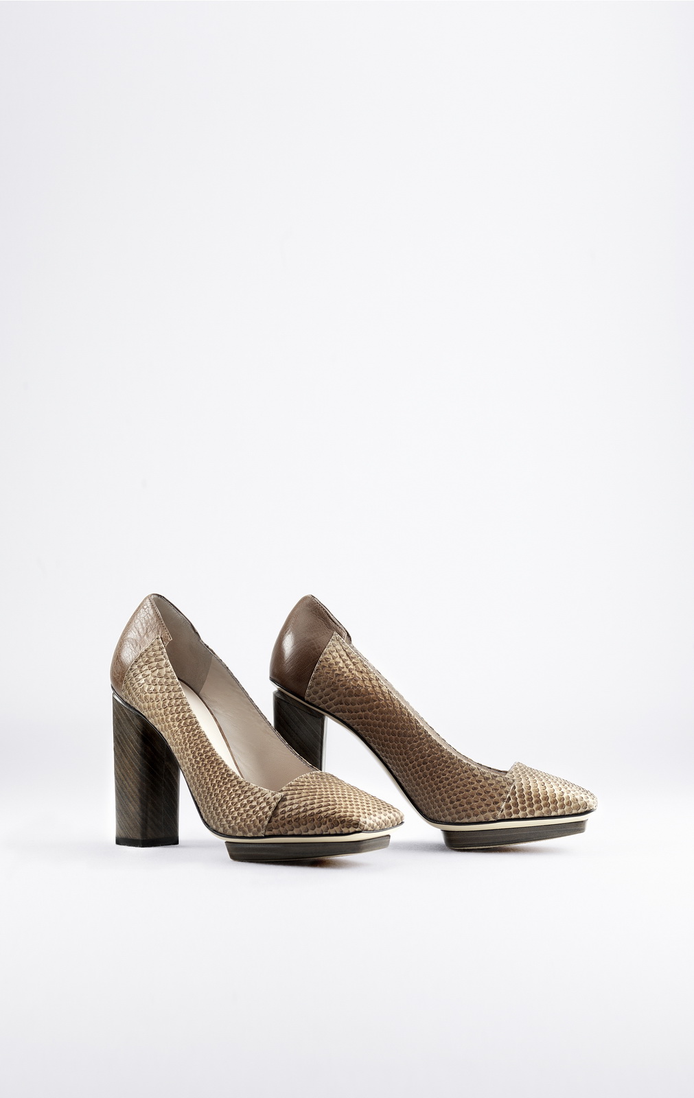 ESCADA 2012 Resort ϵ DƬ