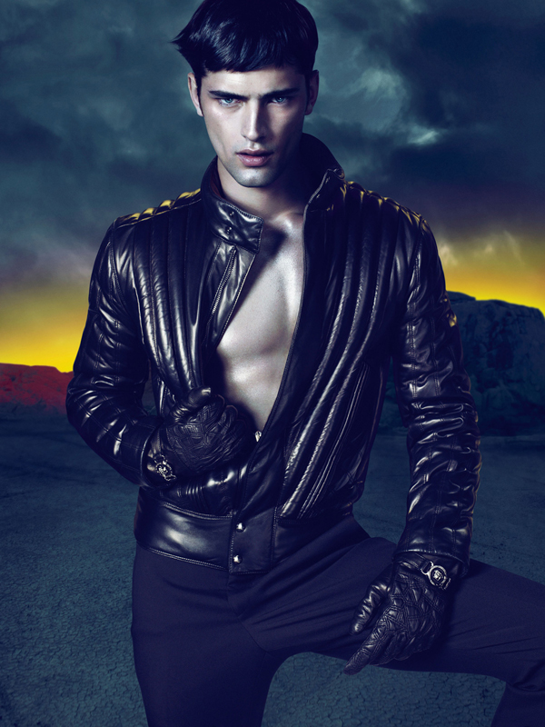 Versace 2011ﶬbV DƬ