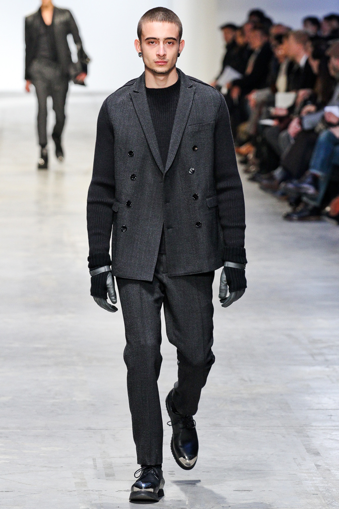 Costume National 2012ﶬbDƬ