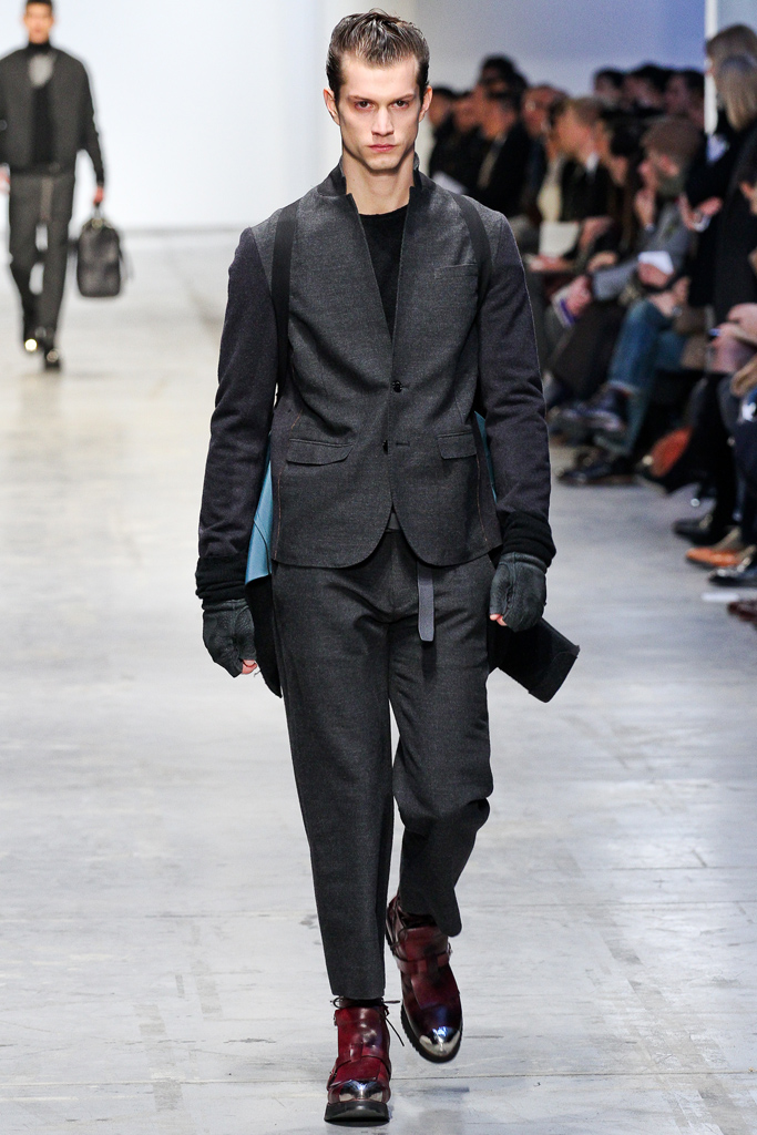 Costume National 2012ﶬbDƬ