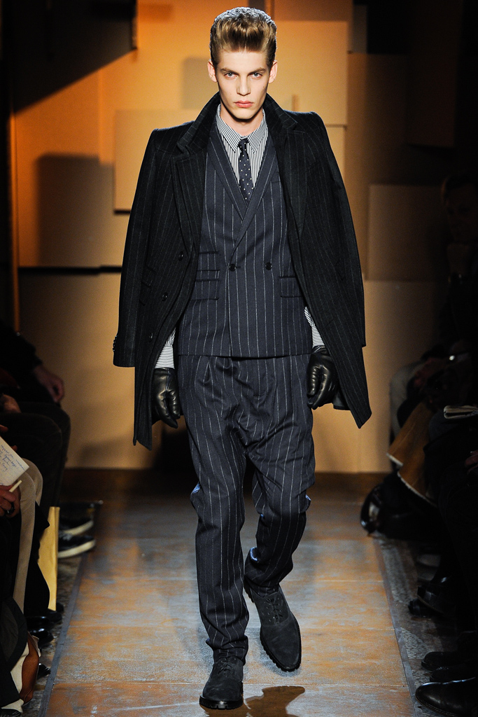 Les Hommes 2012ﶬbDƬ
