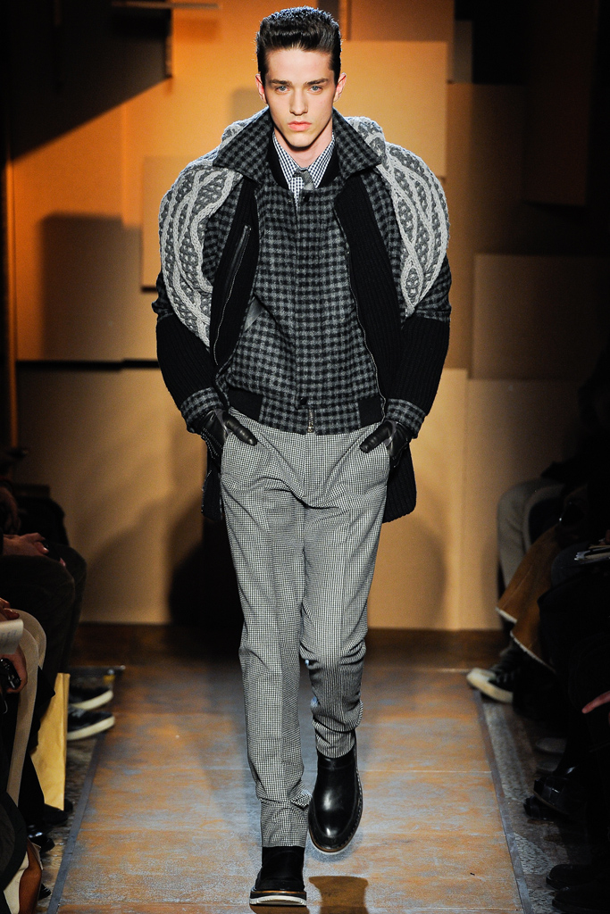 Les Hommes 2012ﶬbDƬ