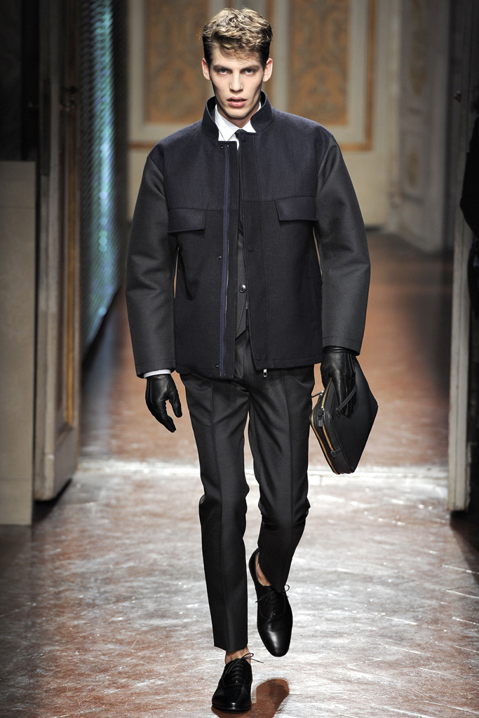 Valentino 2012ﶬbDƬ
