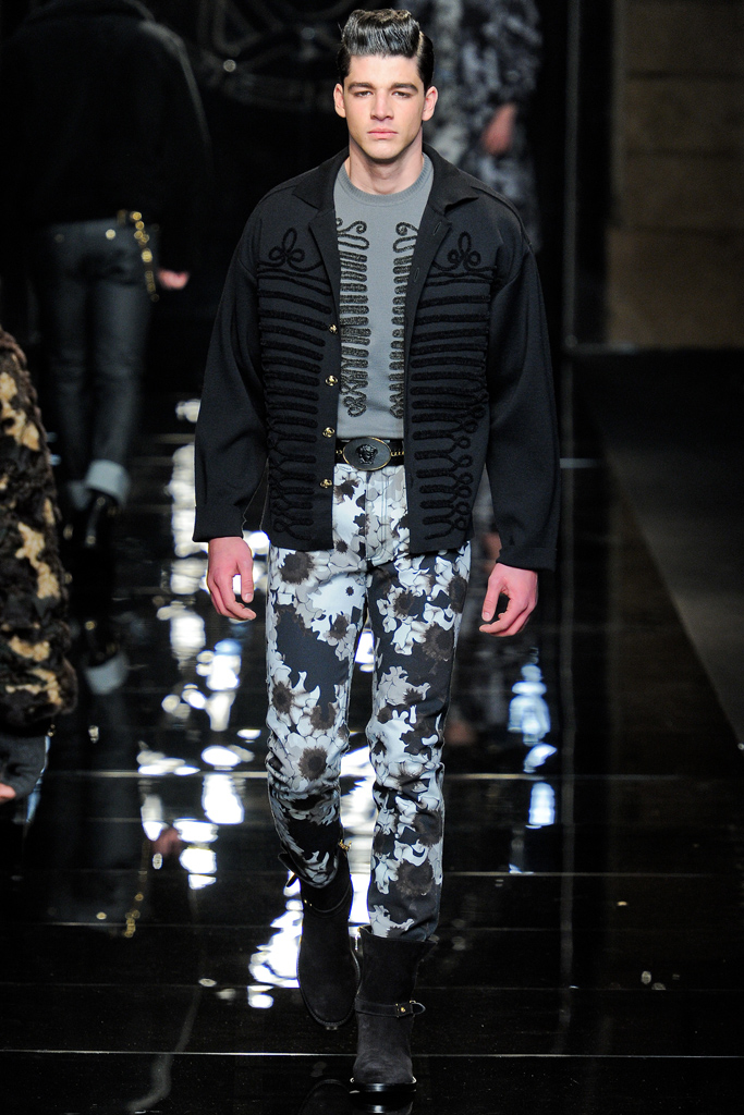 Versace 2012ﶬbDƬ