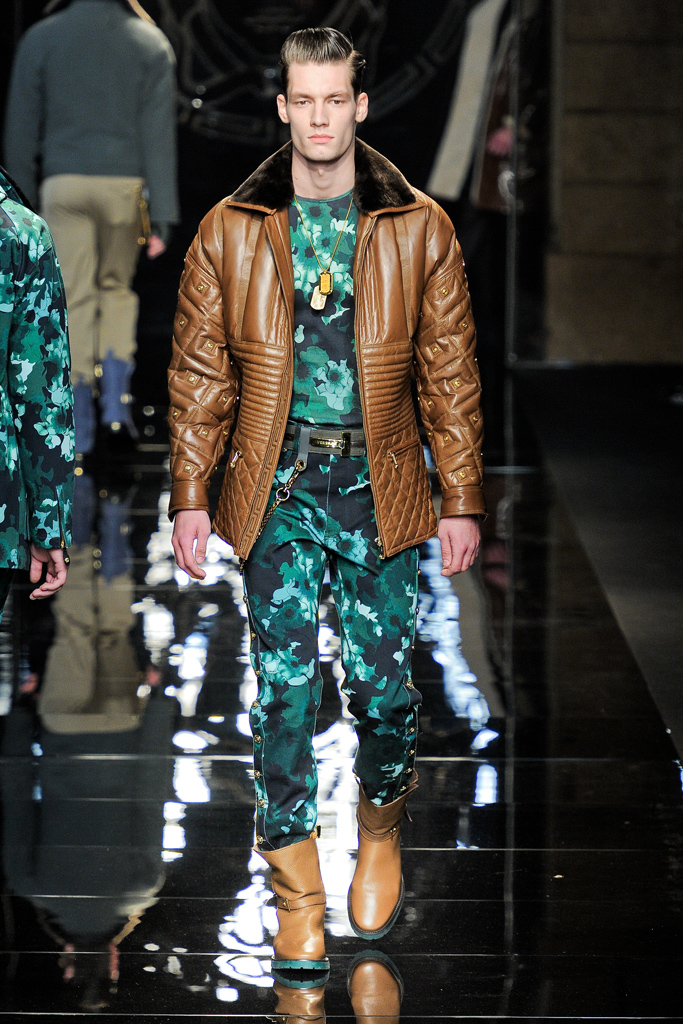 Versace 2012ﶬbDƬ