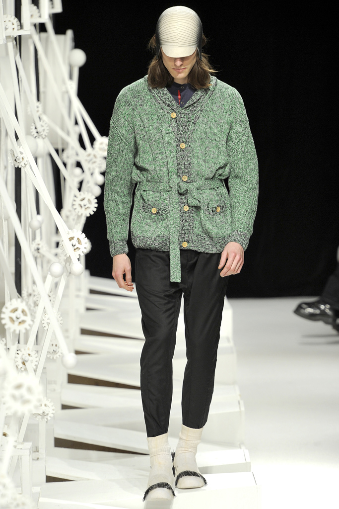 Henrik Vibskov 2012ﶬbDƬ