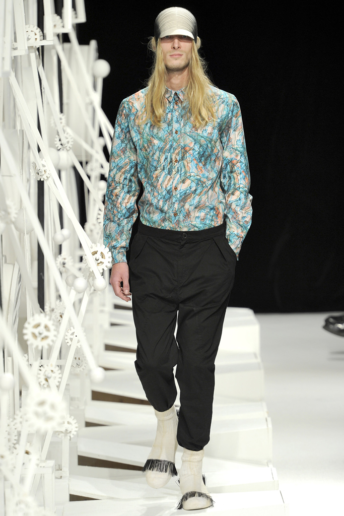 Henrik Vibskov 2012ﶬbDƬ