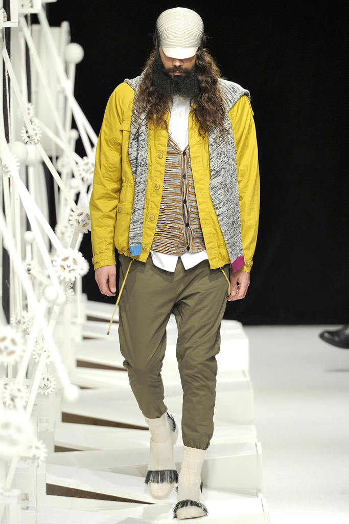 Henrik Vibskov 2012ﶬbDƬ