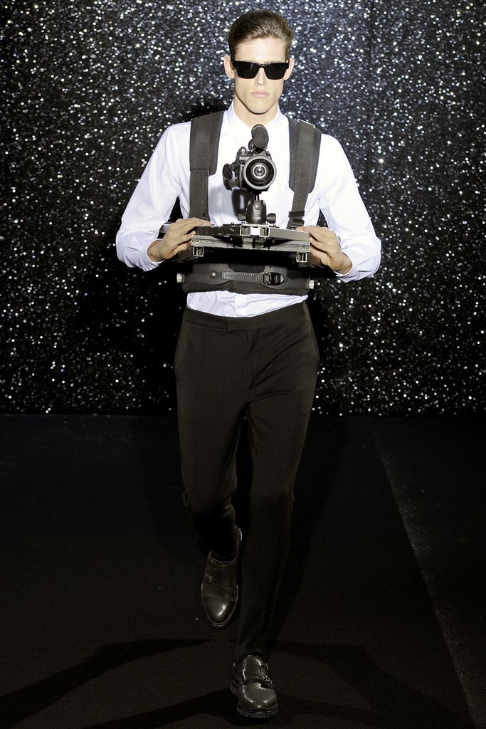 Mugler 2012ﶬbDƬ