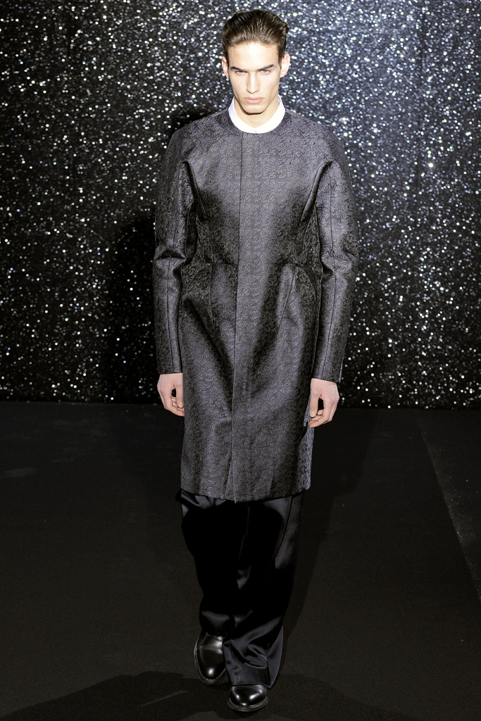 Mugler 2012ﶬbDƬ