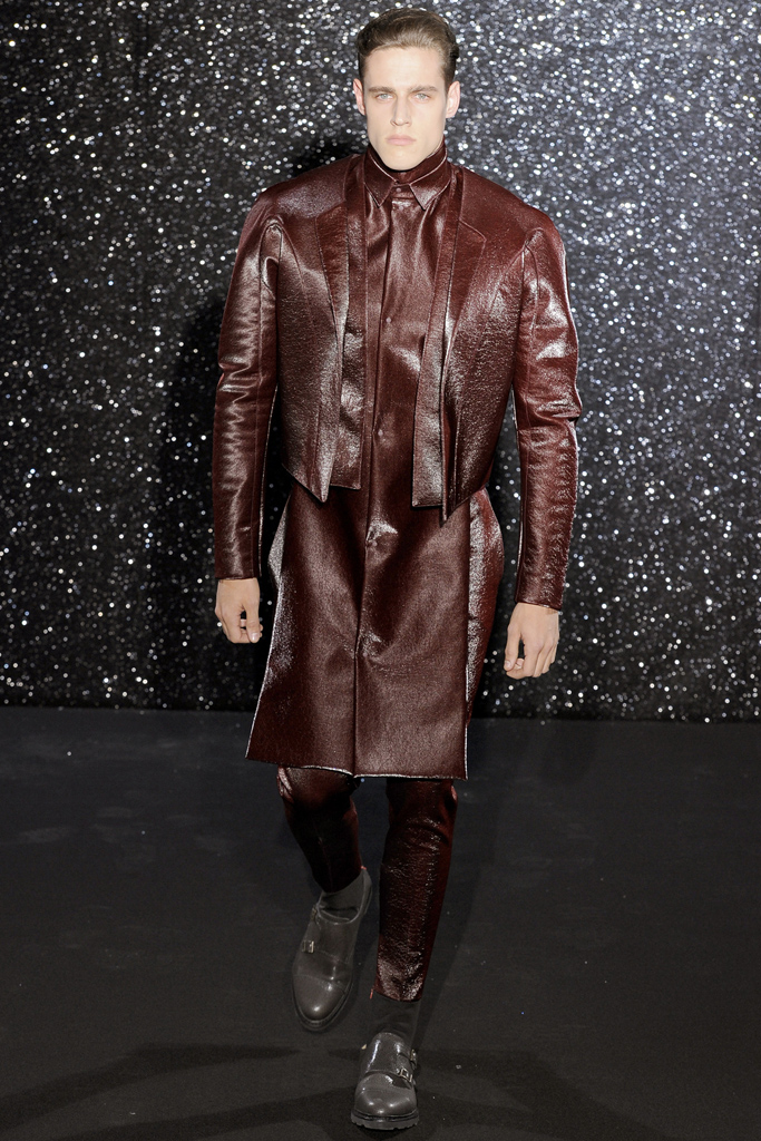 Mugler 2012ﶬbDƬ