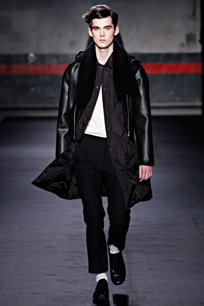 Acne 2012ﶬbDƬ