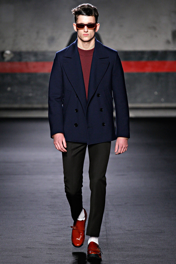 Acne 2012ﶬbDƬ