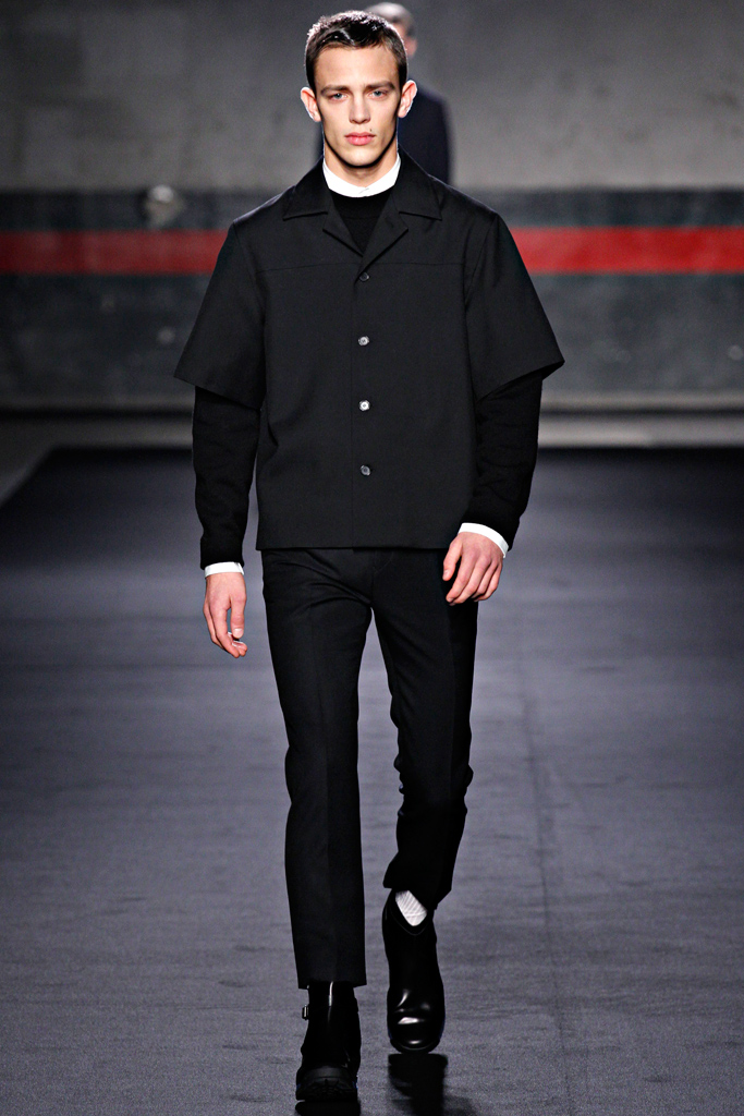Acne 2012ﶬbDƬ