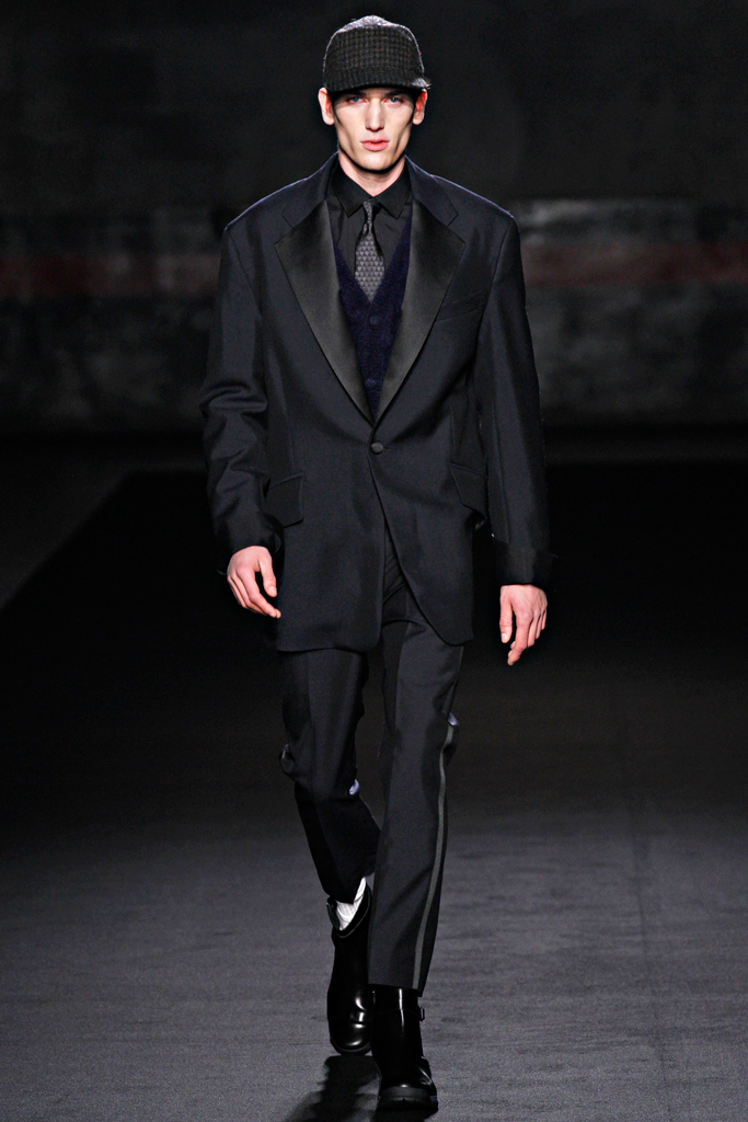 Acne 2012ﶬbDƬ