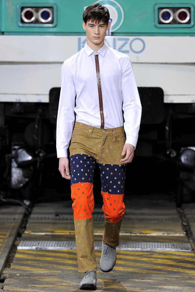 Kenzo 2012ﶬbDƬ
