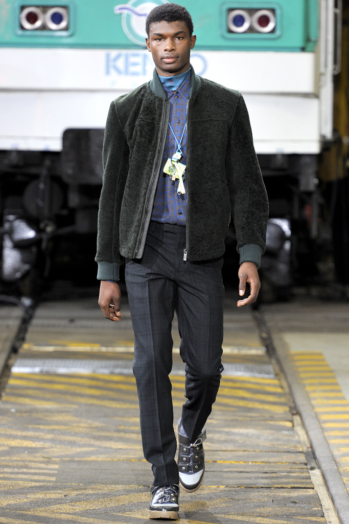 Kenzo 2012ﶬbDƬ