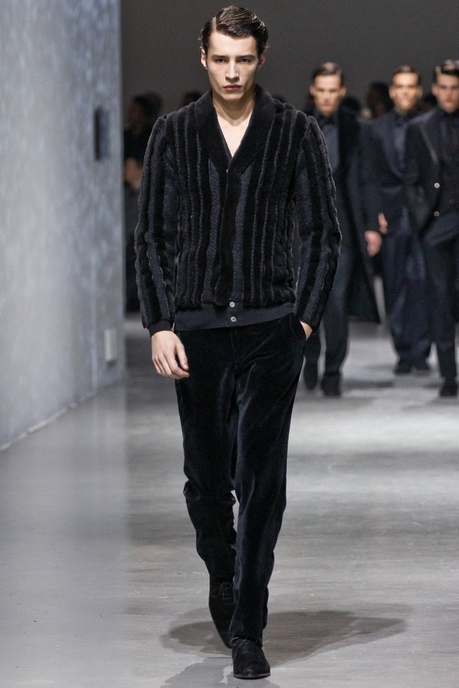Corneliani 2012ﶬbDƬ