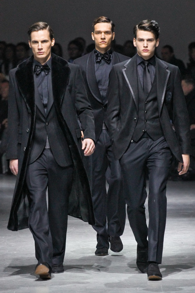 Corneliani 2012ﶬbDƬ
