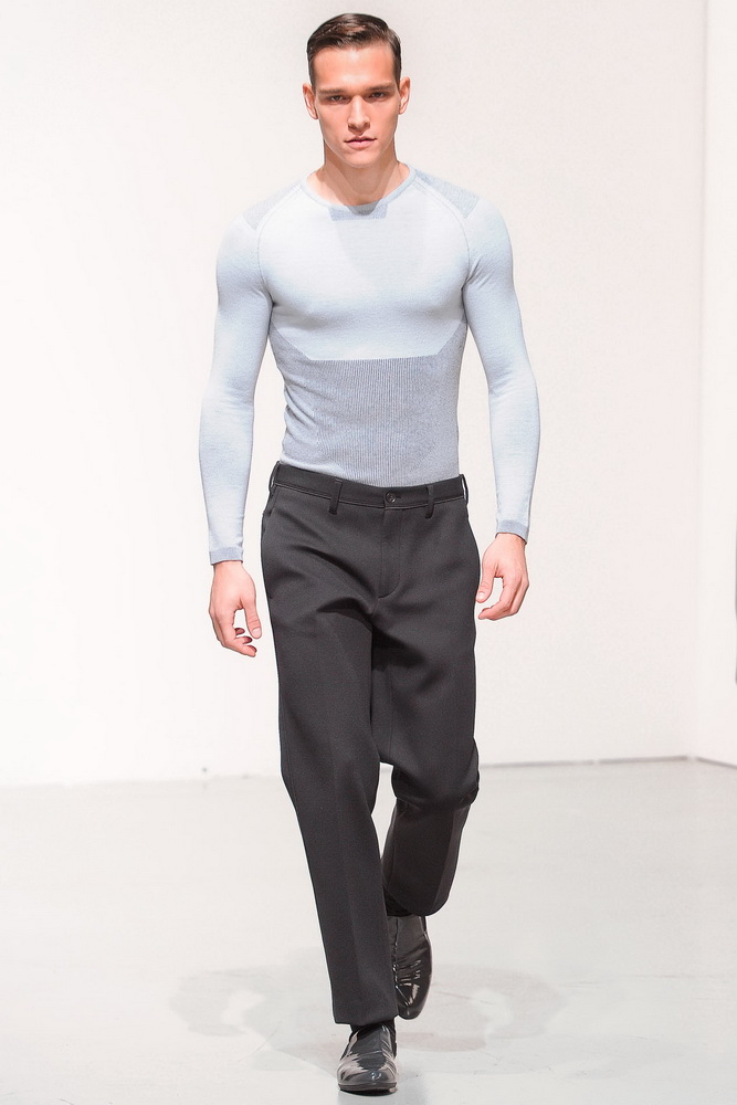 Dirk Bikkembergs 2012ﶬbDƬ