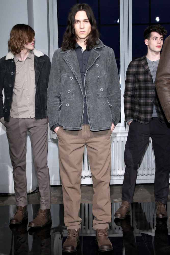 DKNY 2012ﶬbDƬ