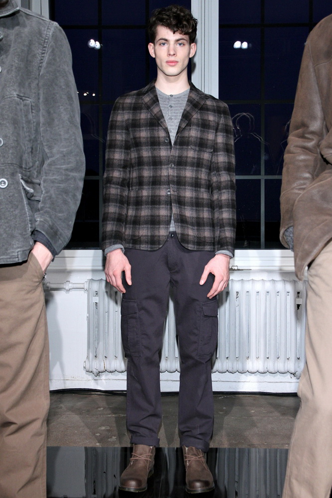 DKNY 2012ﶬbDƬ