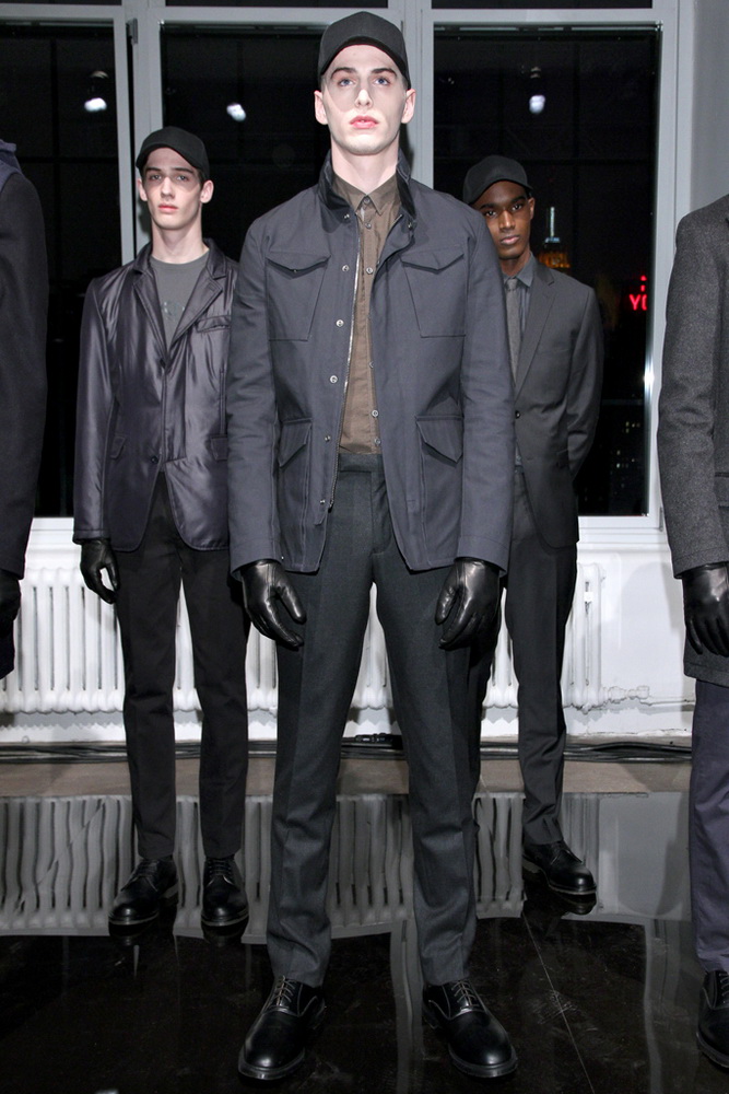DKNY 2012ﶬbDƬ