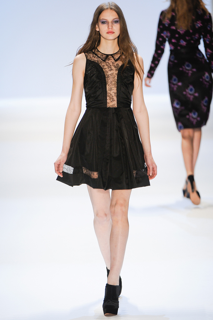 Jill Stuart 2012ﶬ¸DƬ