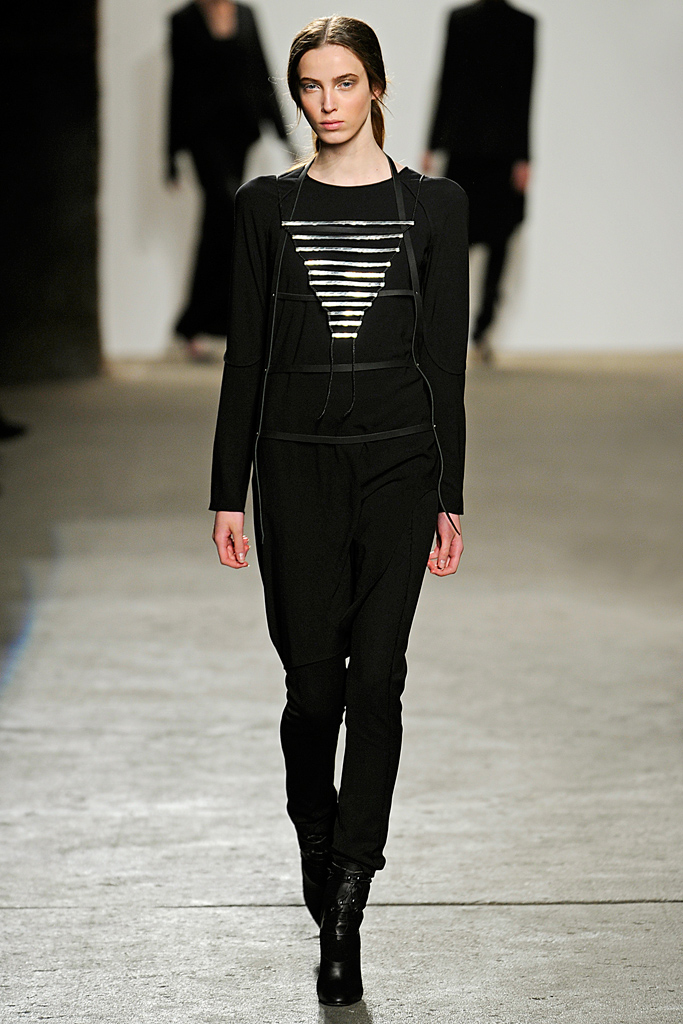 Tess Giberson 2012ﶬ¸DƬ