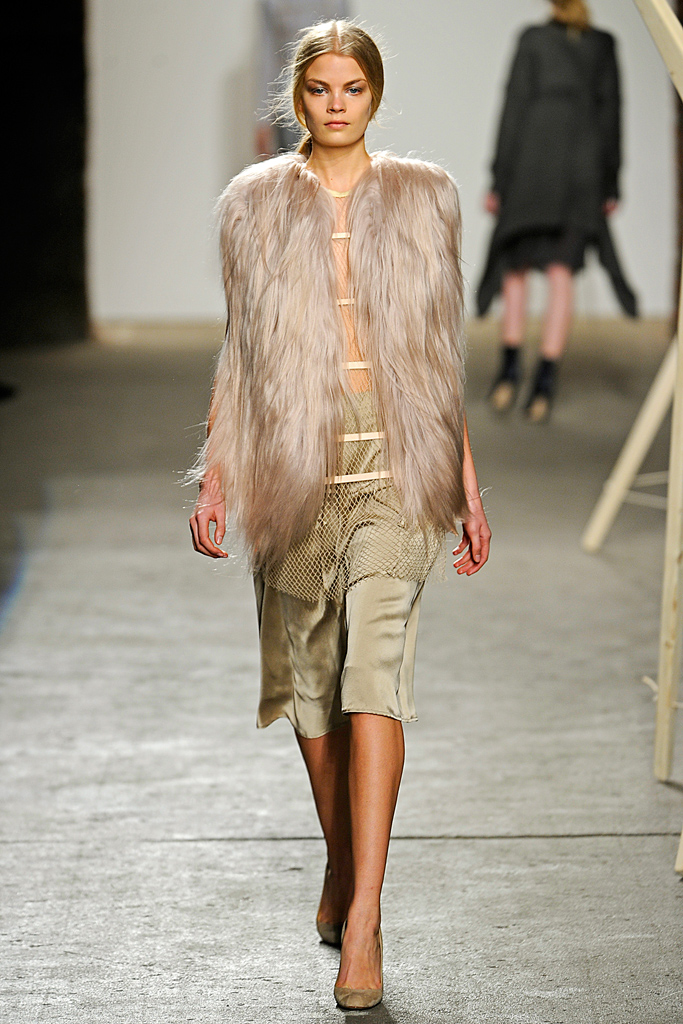 Tess Giberson 2012ﶬ¸DƬ