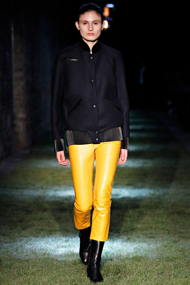 Thomas Tait 2012ﶬ¸DƬ