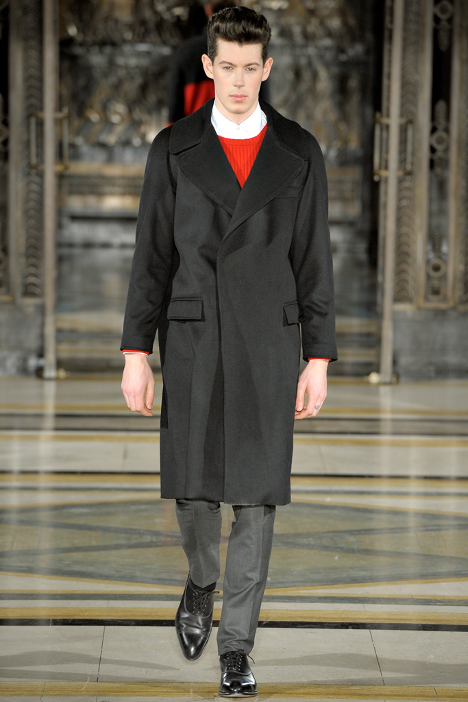 E. Tautz 2012ﶬ¸DƬ