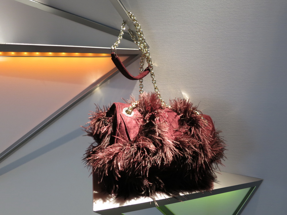 Roger Vivier ReseeDƬ