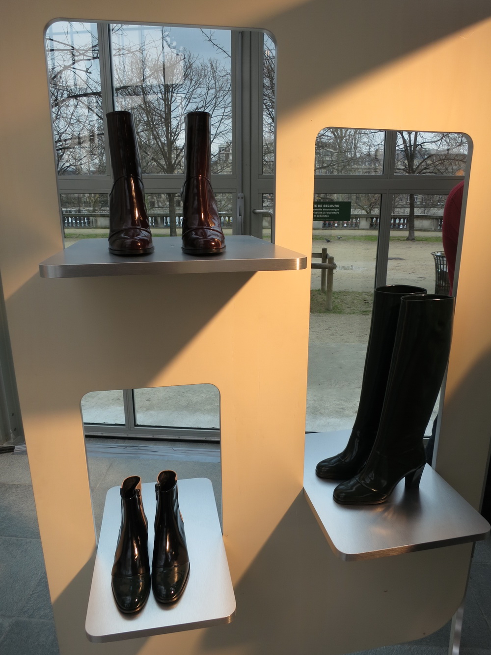 Roger Vivier ReseeDƬ