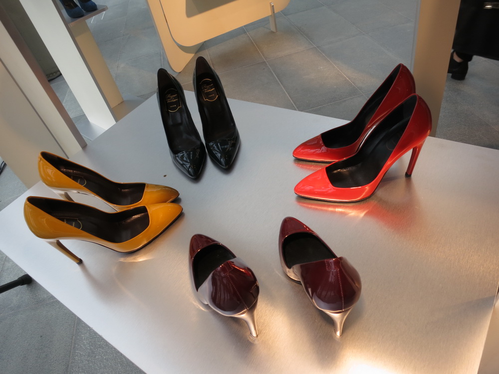 Roger Vivier ReseeDƬ