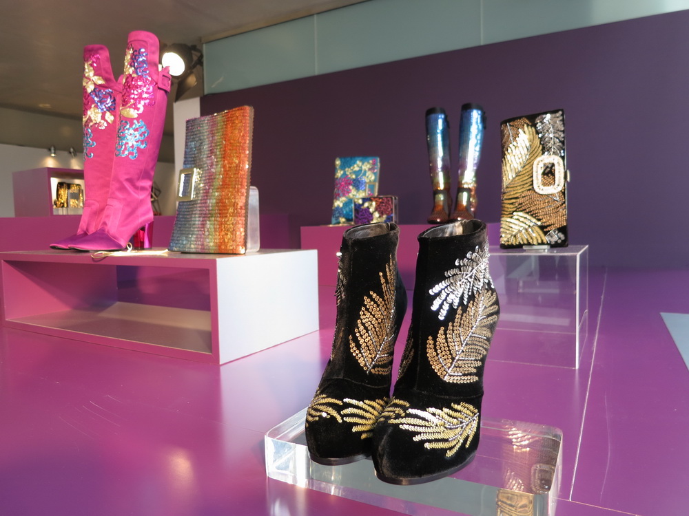 Roger Vivier ReseeDƬ