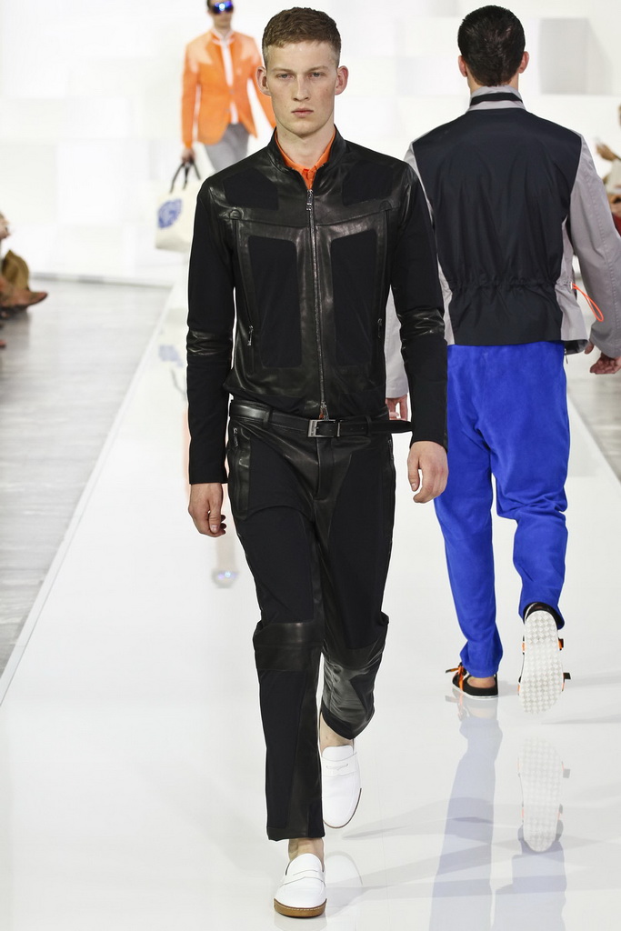 Dirk Bikkemberg 13bDƬ