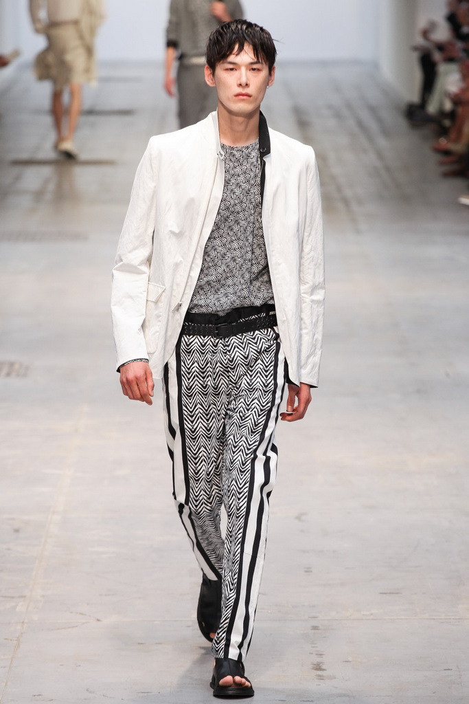 Costume National Homme 13bDƬ