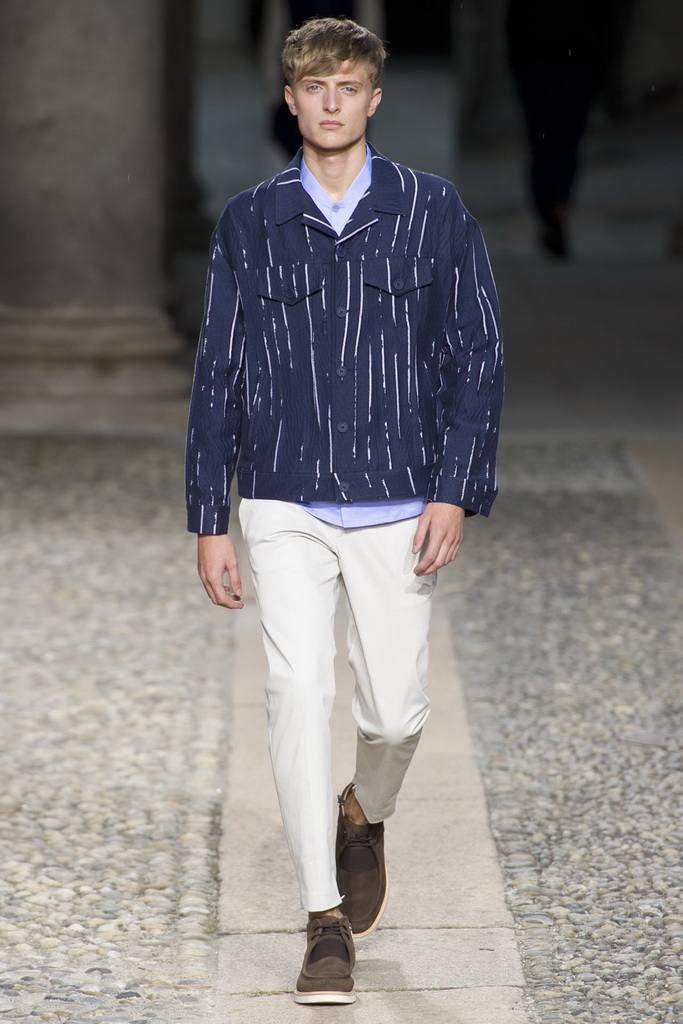 Neil Barrett 13bDƬ